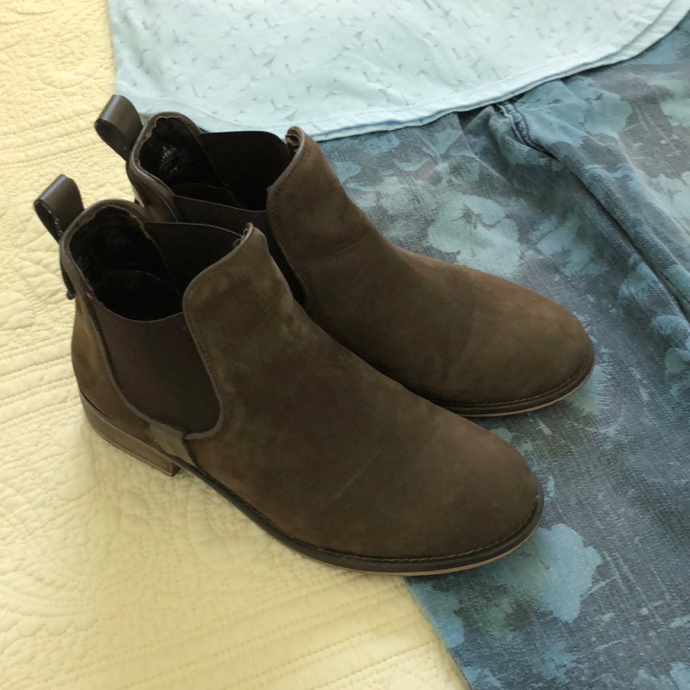 Steve Madden booties